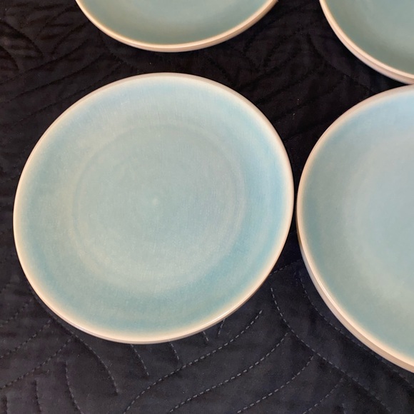 4 West Elm Light Blue Alta Organic Reactive Crackle Glaze Stoneware 8” Plates - Picture 11 of 15